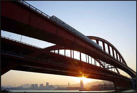 神戸大橋